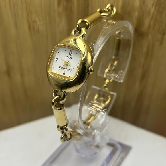 Timex Essentials Gold Oval Watch – Chain Link Bracelet, Vintage Style - Picture 1 of 8